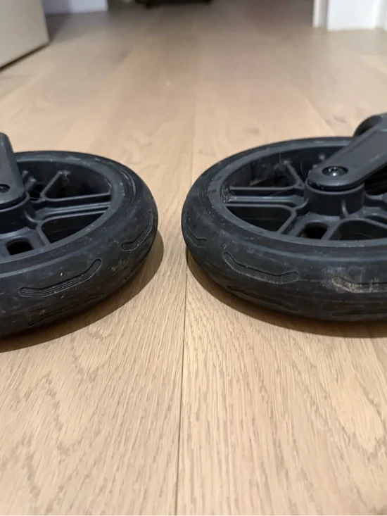 Replacement Stroller Wheels - Pair of Black Front Wheels for UPPAbaby vista - Picture 2 of 3
